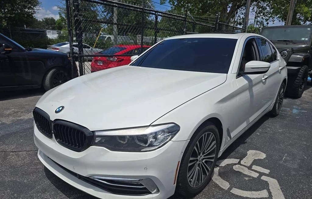 2017 BMW 5 SERIES SEDAN 530I LUXURY LINE