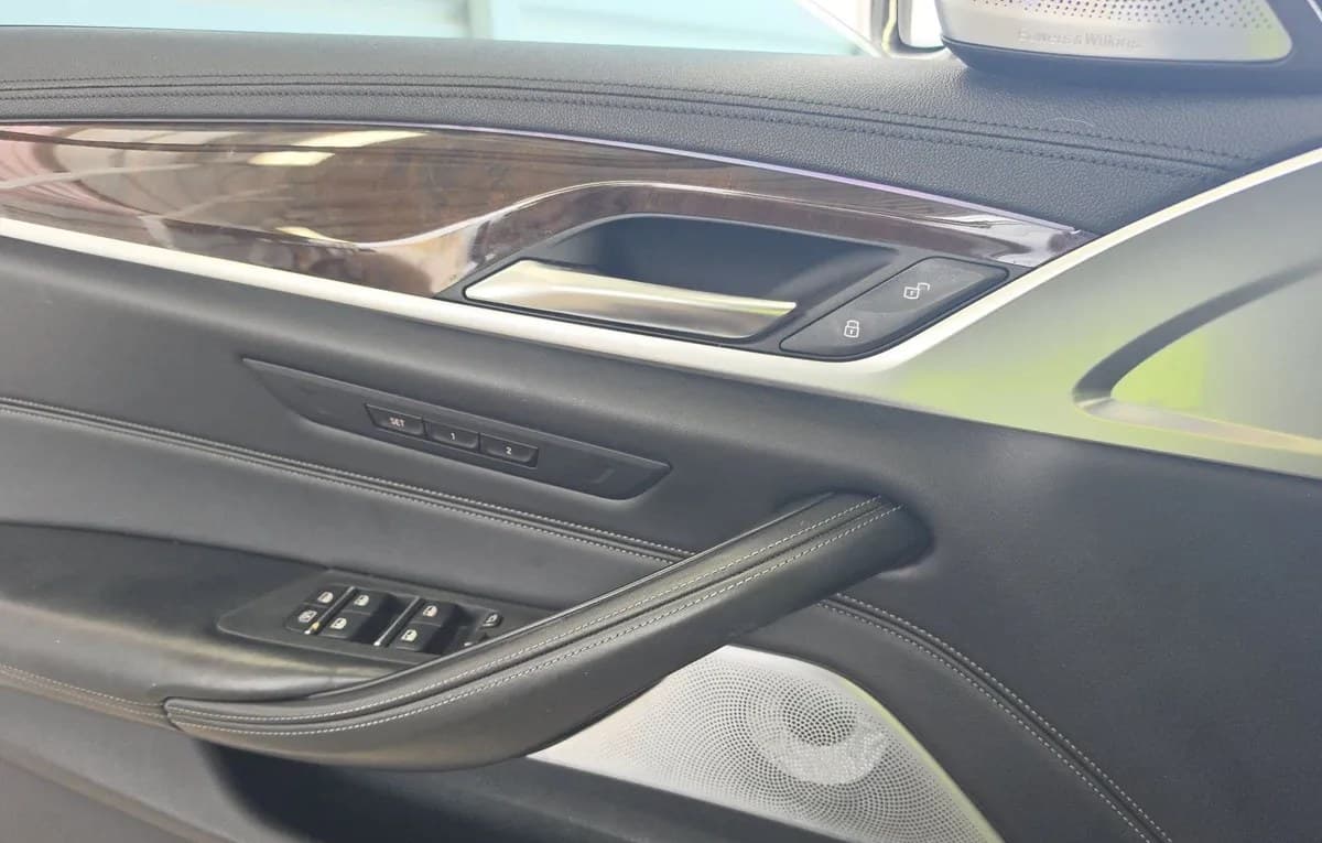 2017 BMW 5 SERIES 540i 6
