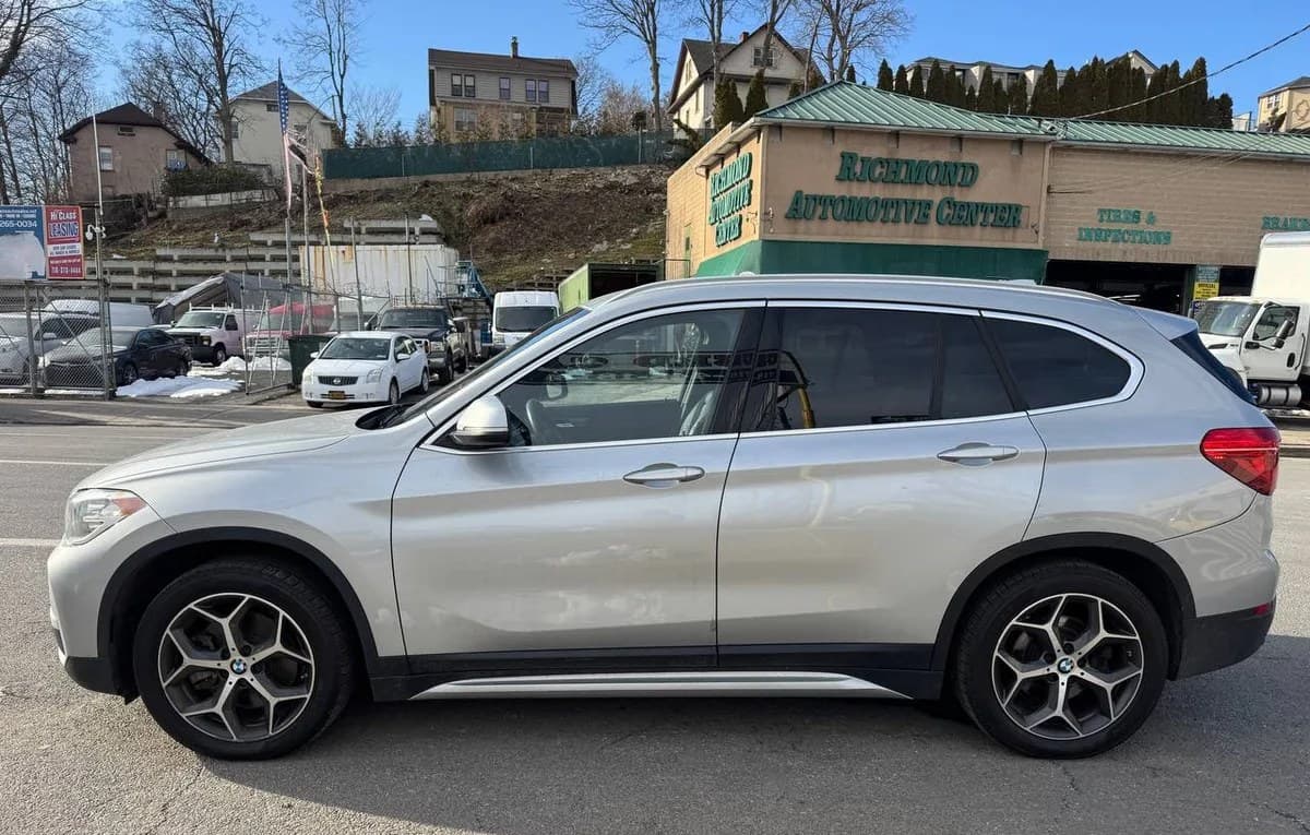 2018 BMW X1 xDrive28i 5
