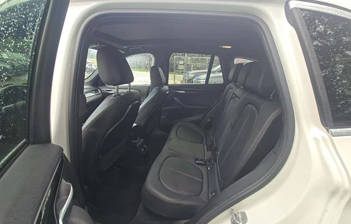 2018 BMW X1 sDrive28i 5