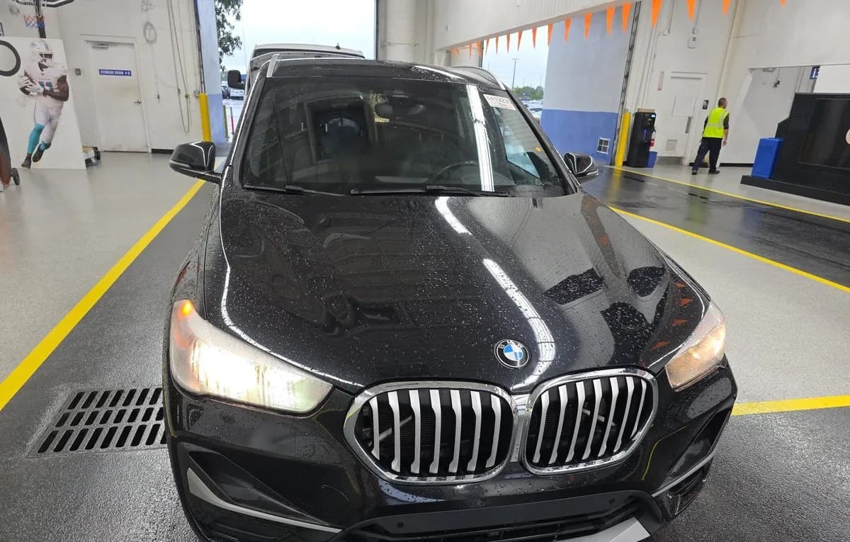 2021 BMW X1 sDrive28i 3
