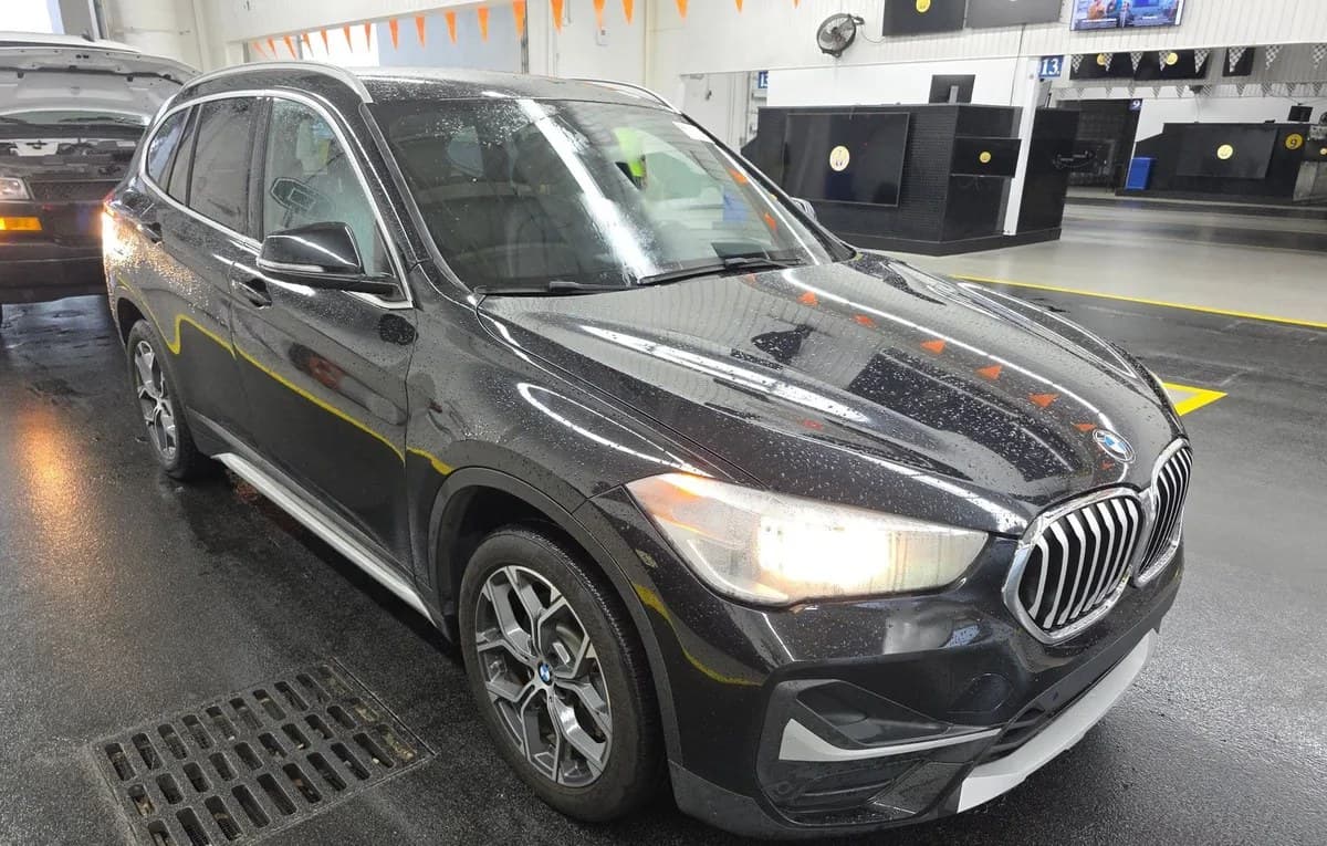2021 BMW X1 sDrive28i 4