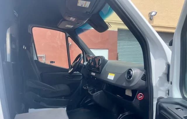 2019 MERCEDES-BENZ SPRINTER 2500 Base 7