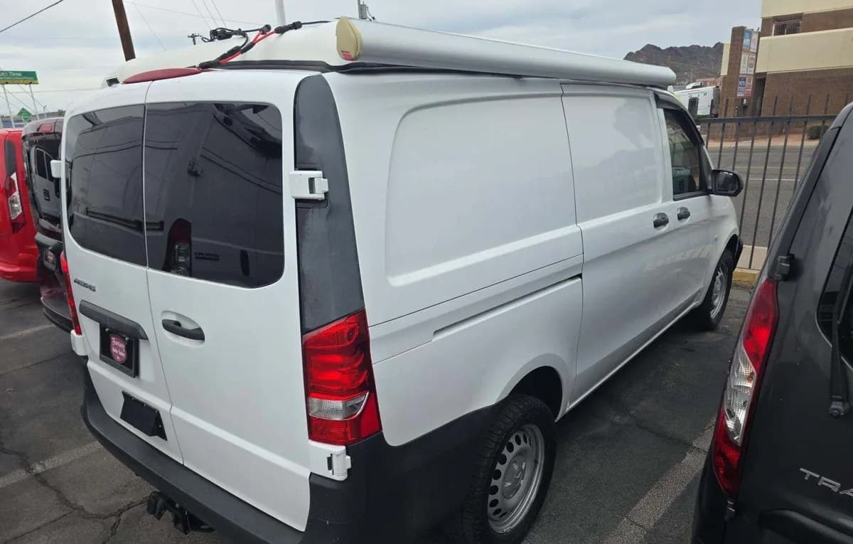 2018 MERCEDES-BENZ METRIS WORKER CARGO VAN 126.0" WB 4