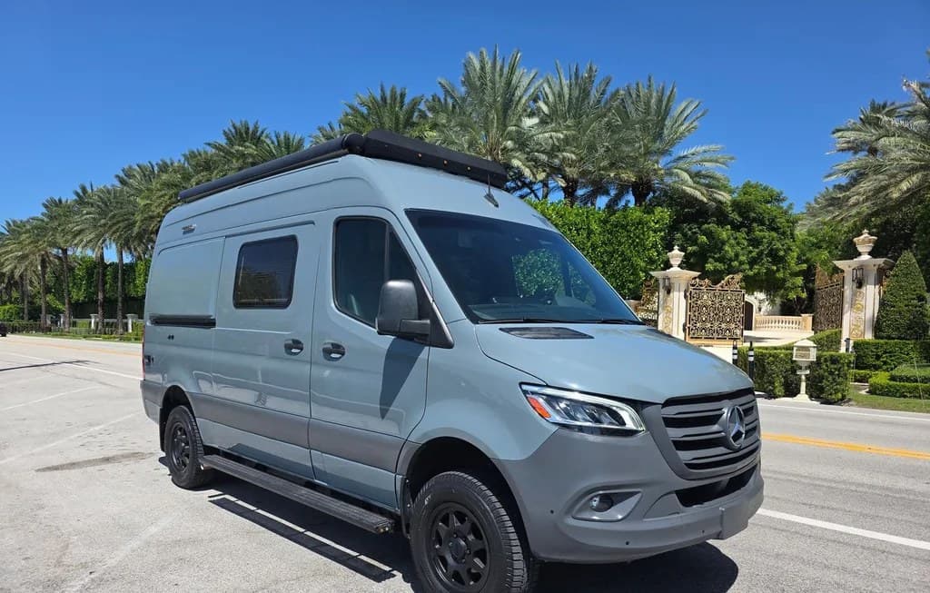 2019 MERCEDES-BENZ SPRINTER 2500 CARGO VAN STANDARD ROOF 144.0" WB
