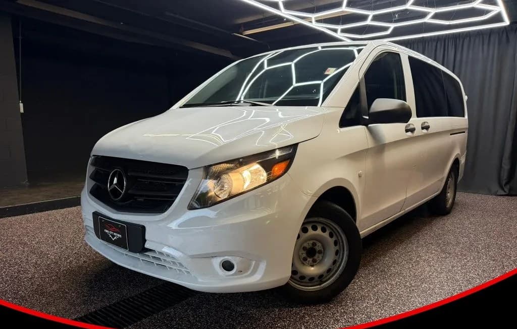 2019 MERCEDES-BENZ METRIS PASSENGER VAN 126.0" WB