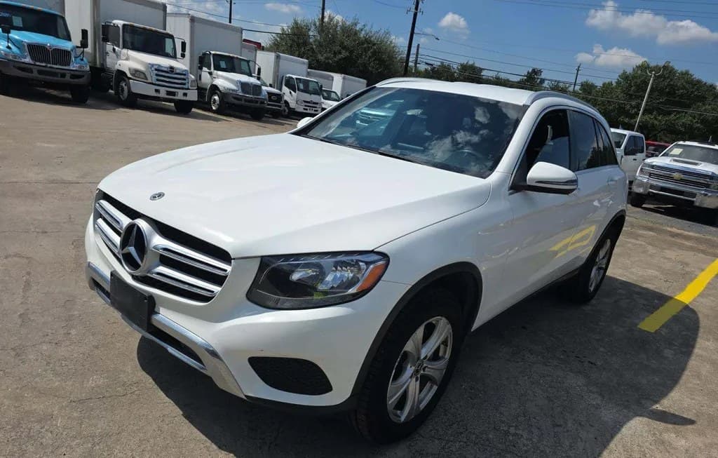 2018 MERCEDES-BENZ GLC 300