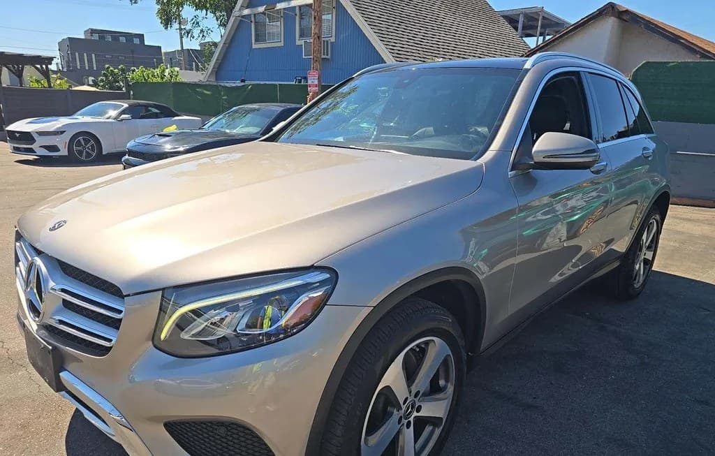 2019 MERCEDES-BENZ GLC 300