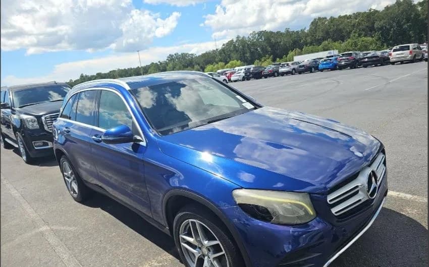 2017 MERCEDES-BENZ GLC GLC 300 4