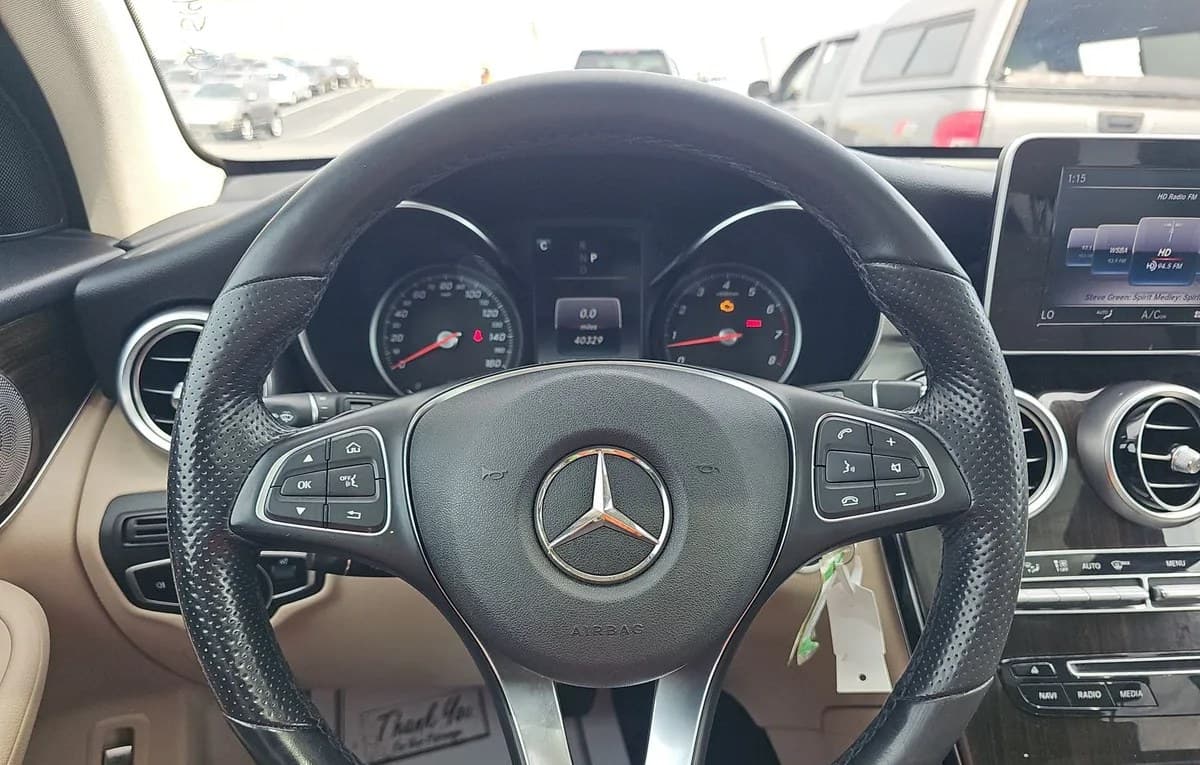 2019 MERCEDES-BENZ GLC GLC 300 7