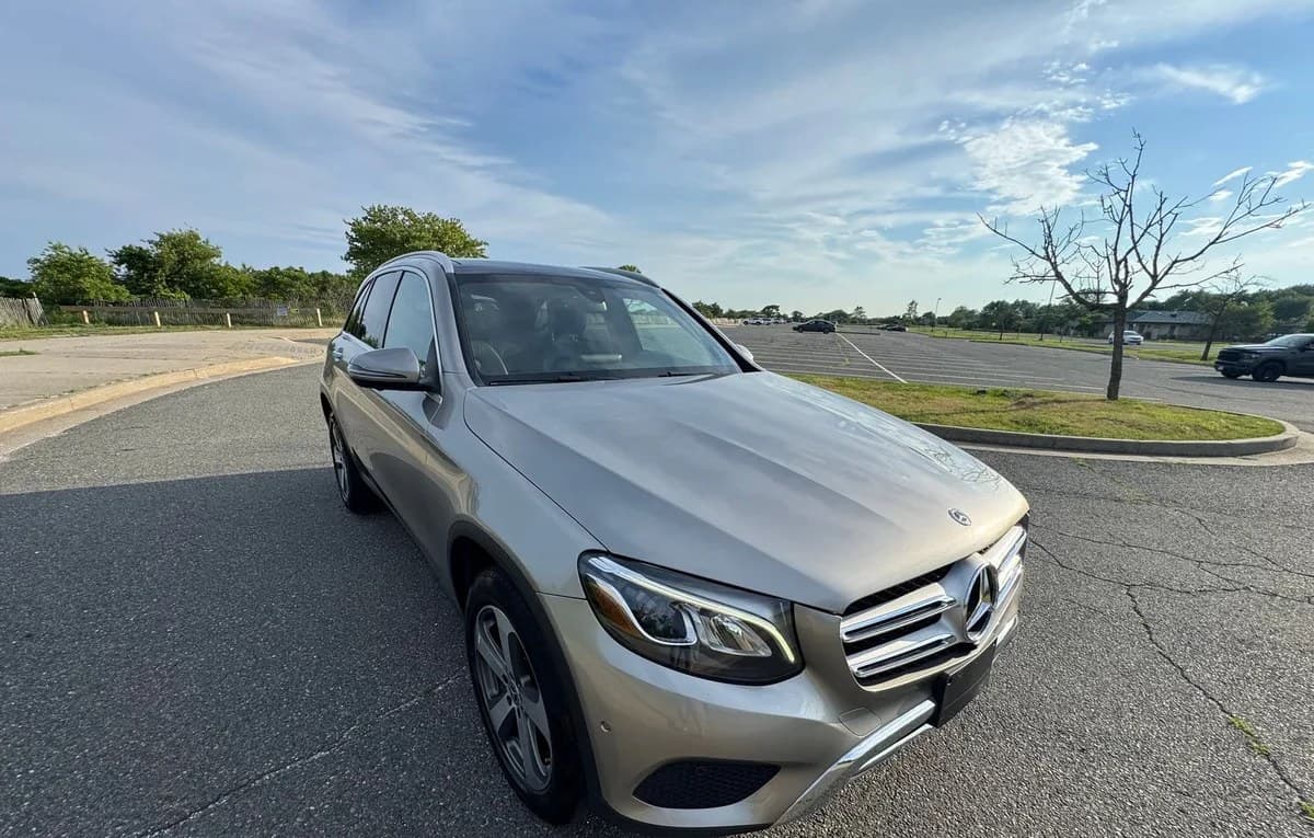 2019 MERCEDES-BENZ GLC GLC 300 4