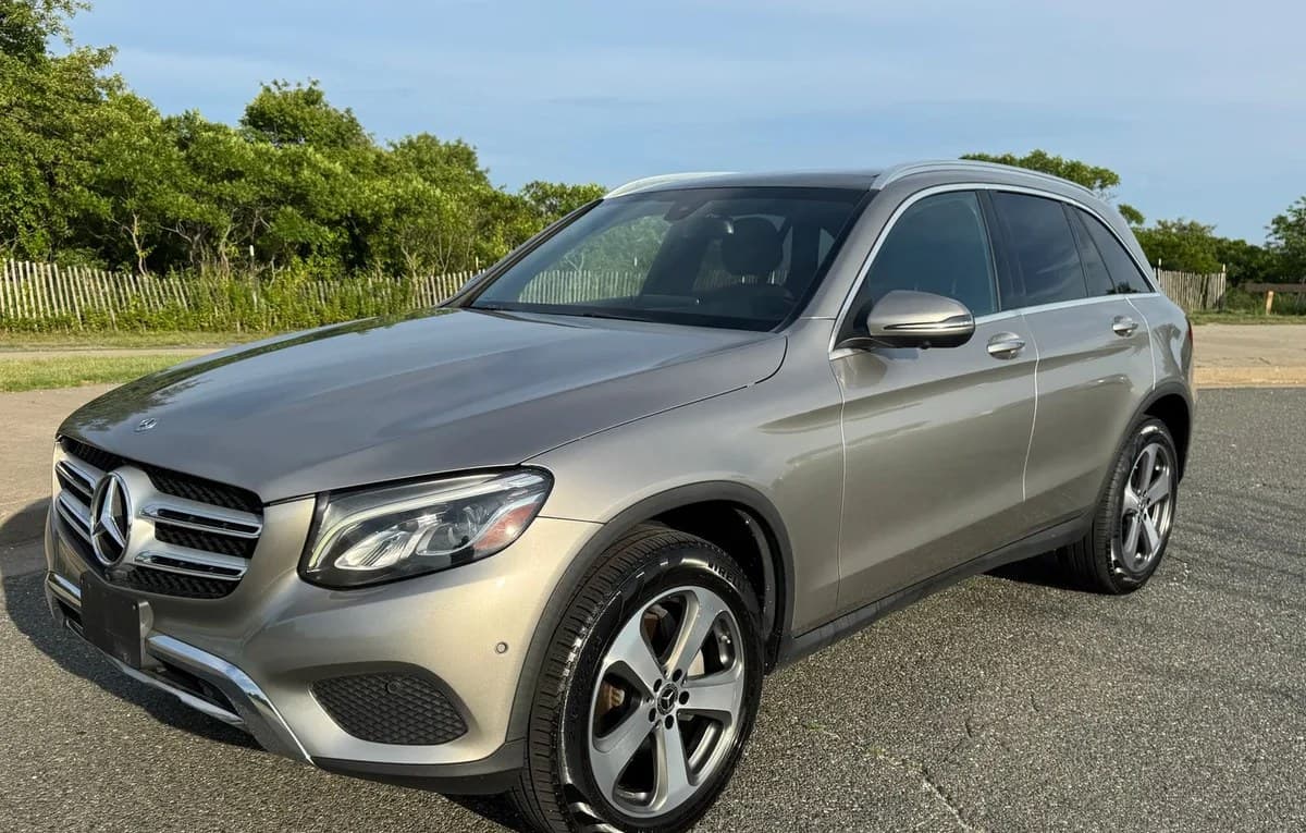 2019 MERCEDES-BENZ GLC GLC 300 7