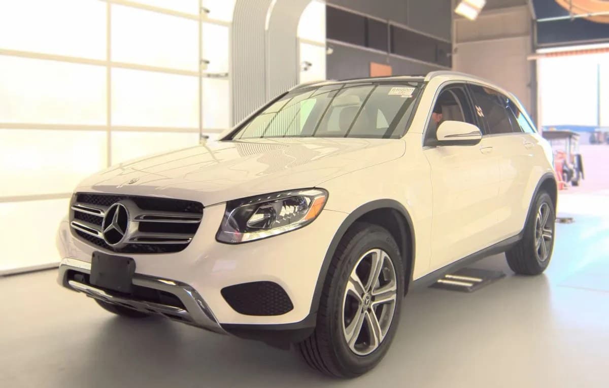 2019 MERCEDES-BENZ GLC GLC 300 2