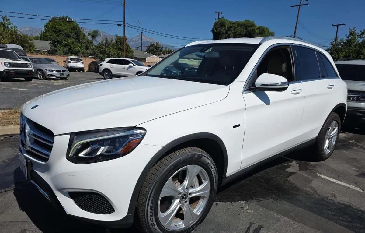 2018 MERCEDES-BENZ GLC 350E 2