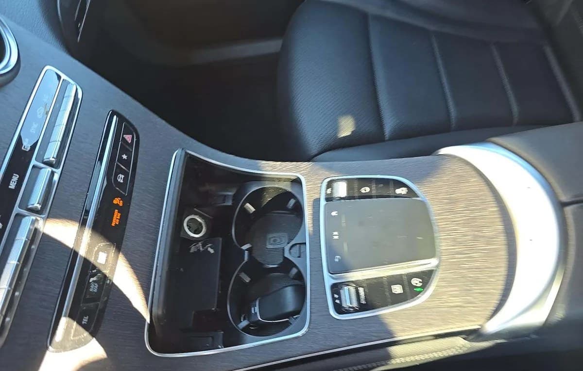2020 MERCEDES-BENZ GLC 300 4MATIC 5