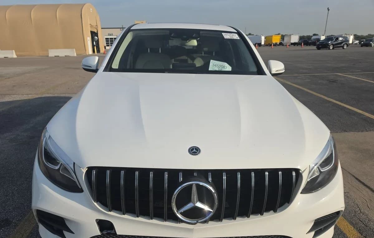 2017 MERCEDES-BENZ GLC GLC 300 3