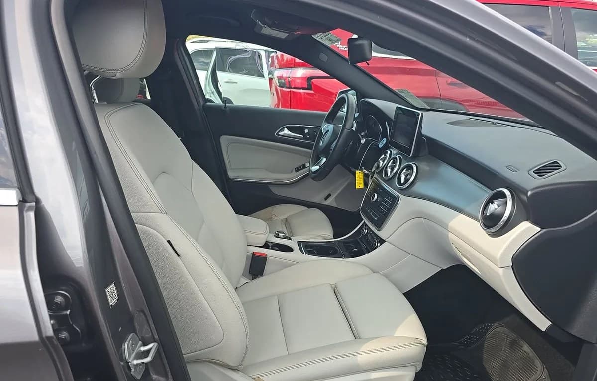 2017 MERCEDES-BENZ GLA GLA 250 5