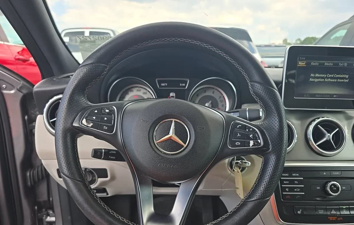 2017 MERCEDES-BENZ GLA GLA 250 7