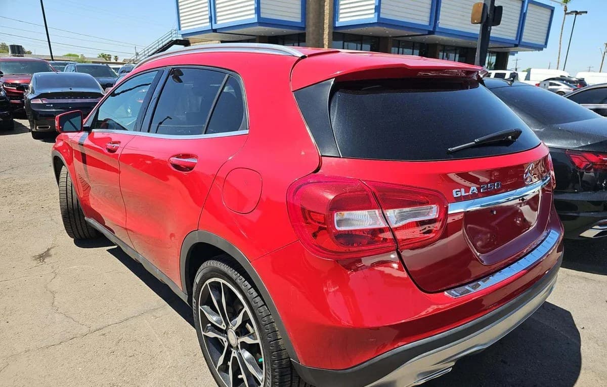 2017 MERCEDES-BENZ GLA GLA 250 3