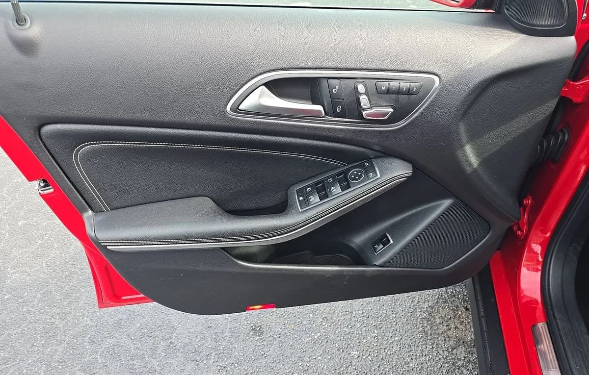 2019 MERCEDES-BENZ GLA GLA 250 6