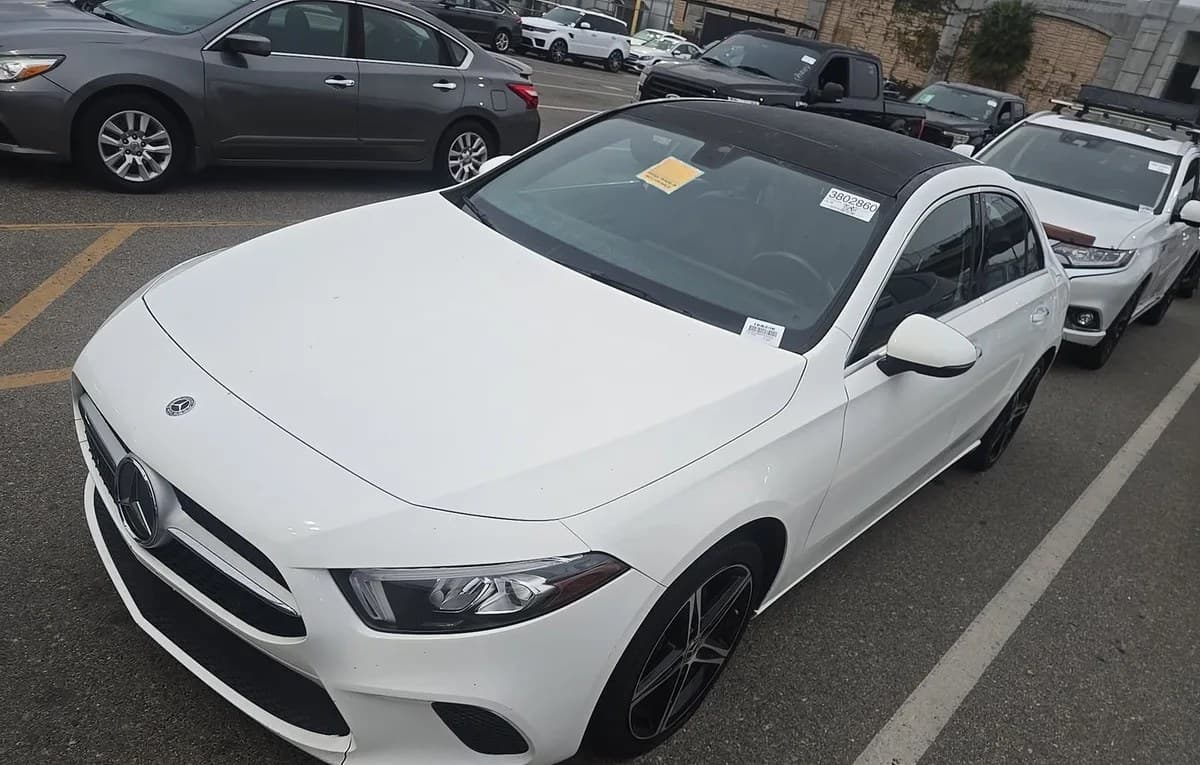 2019 MERCEDES-BENZ A-CLASS A 220 2