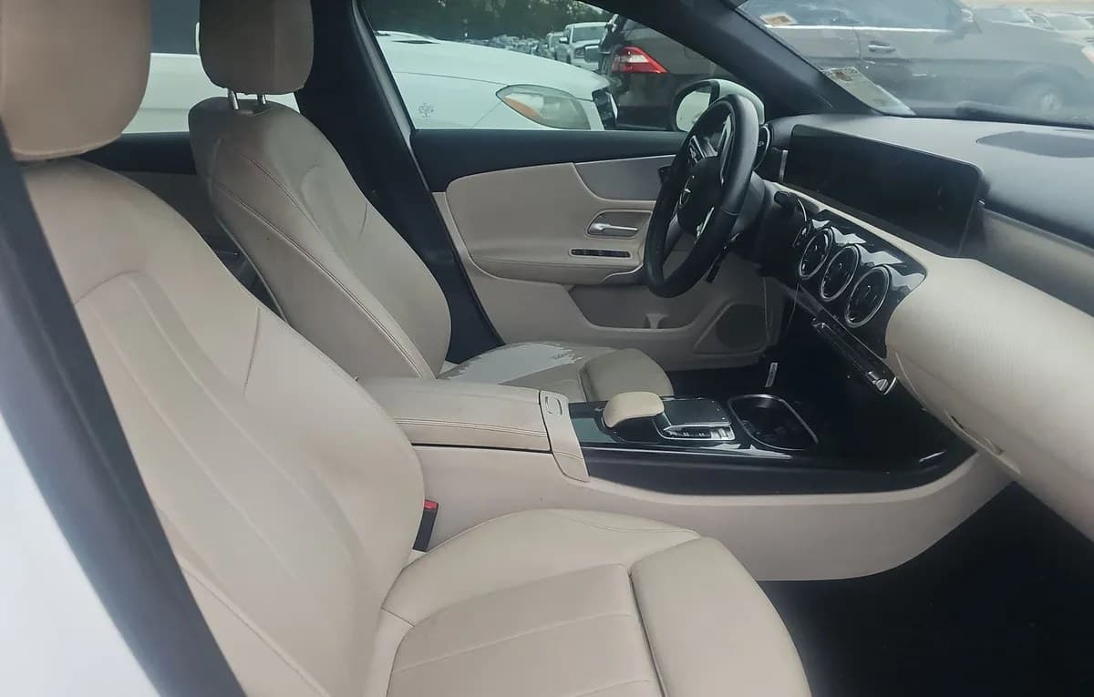2019 MERCEDES-BENZ A-CLASS A 220 5