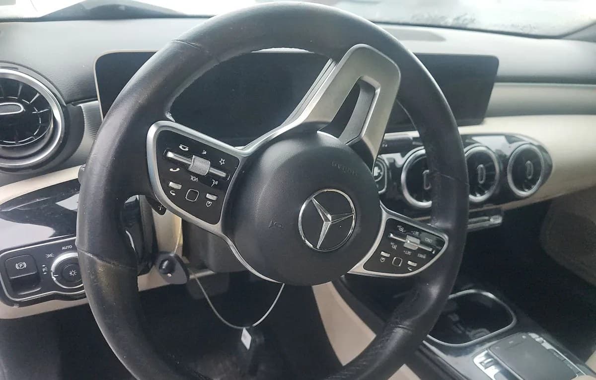 2019 MERCEDES-BENZ A-CLASS A 220 7