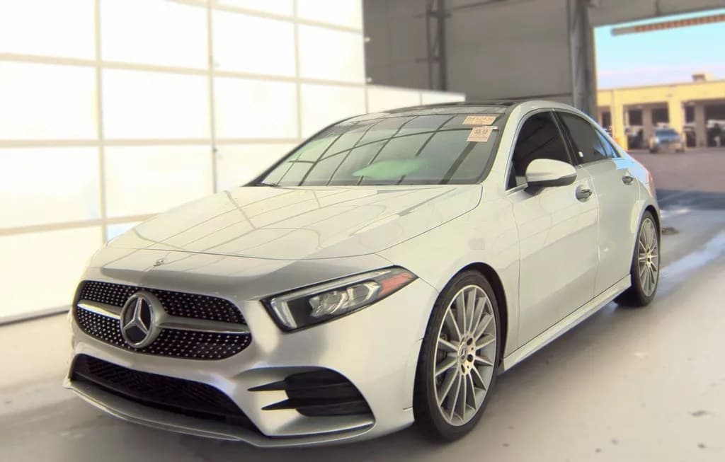 2019 MERCEDES-BENZ A 220