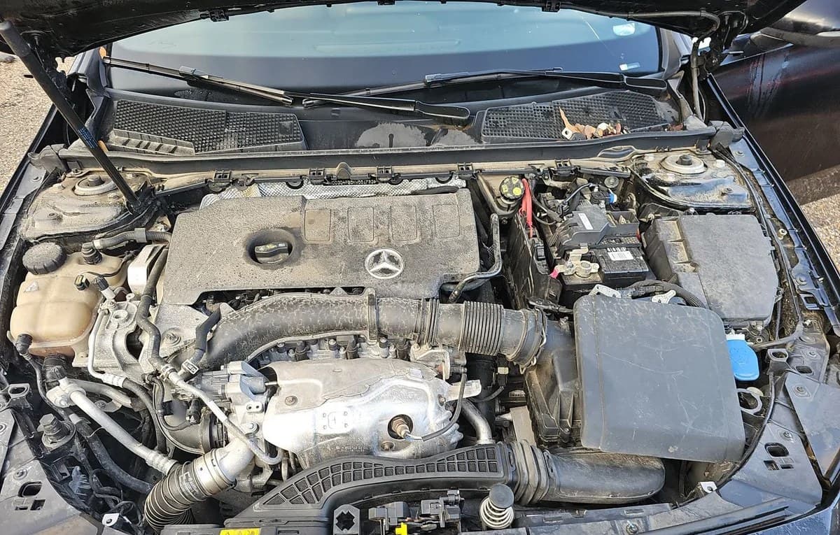2019 MERCEDES-BENZ A 220 4MATIC 6
