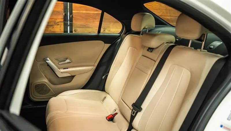 2019 MERCEDES-BENZ A-CLASS A 220 7