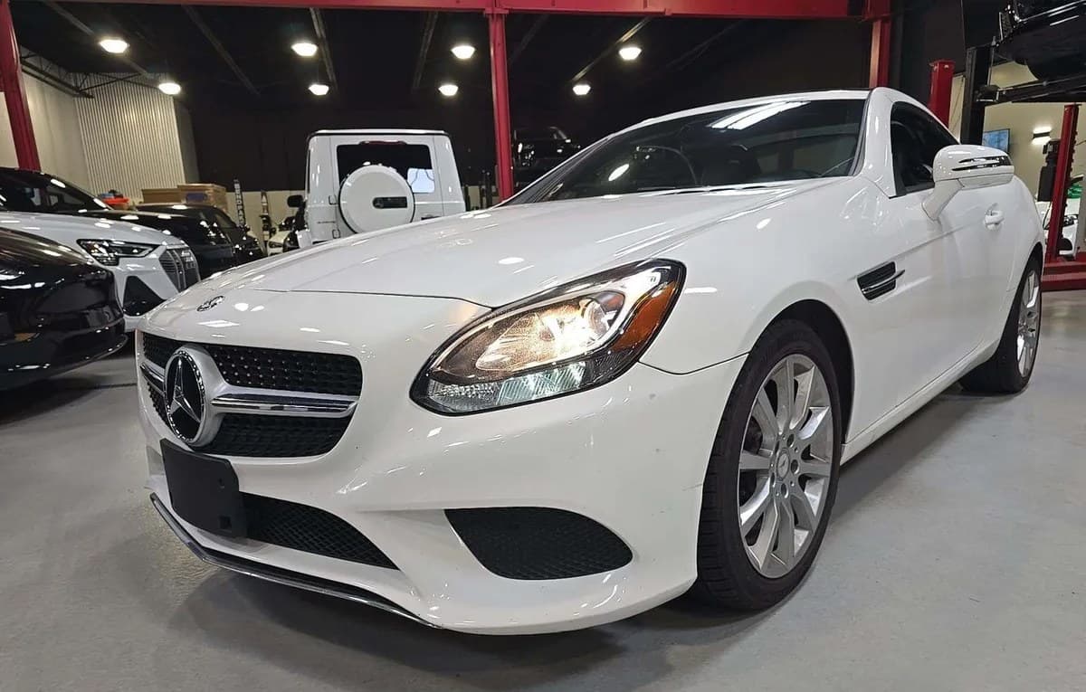 2017 MERCEDES-BENZ SLC SLC 300 2