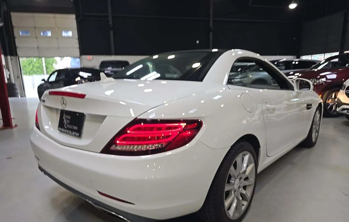 2017 MERCEDES-BENZ SLC SLC 300 4