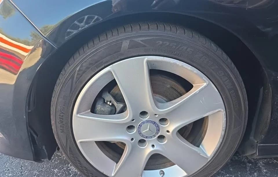 2017 MERCEDES-BENZ CLA 250 5