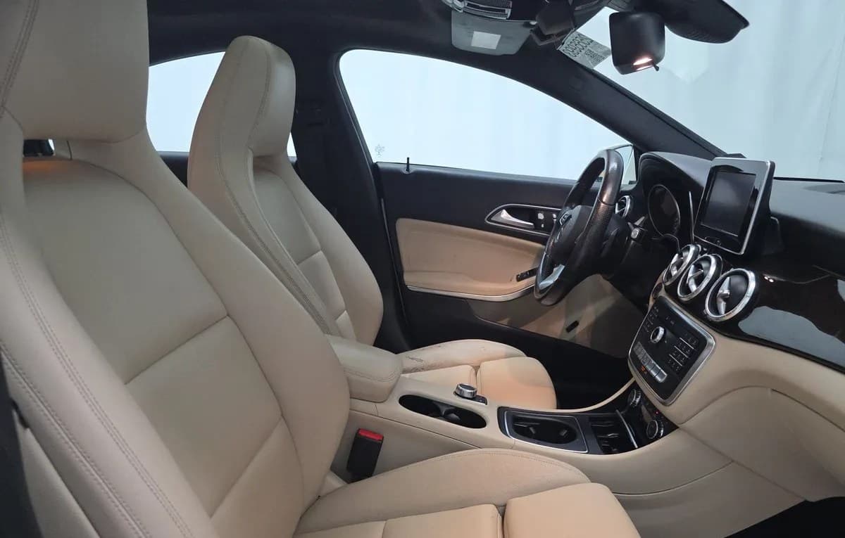 2017 MERCEDES-BENZ CLA CLA 250 5