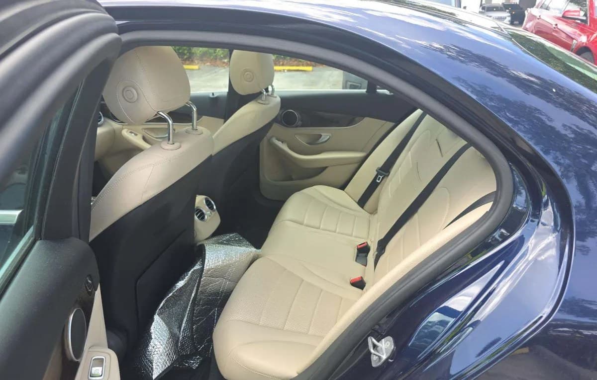2018 MERCEDES-BENZ C-CLASS C 300 7