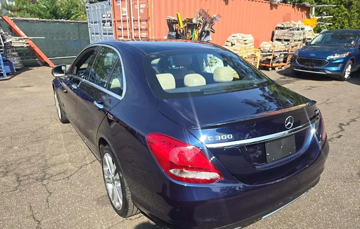 2018 MERCEDES-BENZ C-CLASS C 300 3