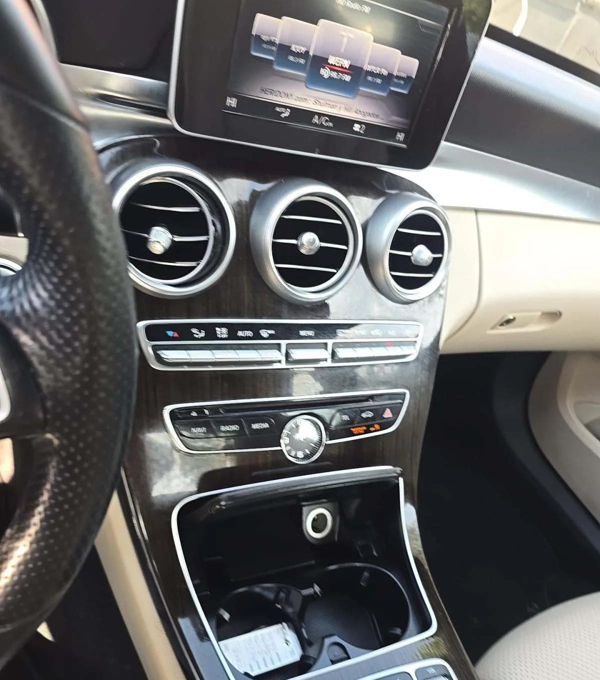 2018 MERCEDES-BENZ C-CLASS C 300 7