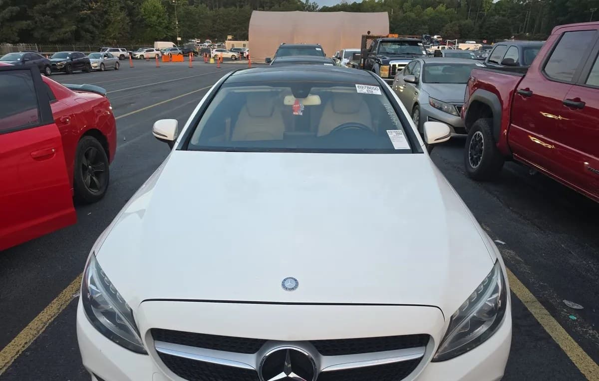 2017 MERCEDES-BENZ C-CLASS C 300 3