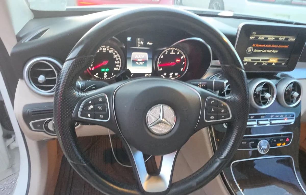 2017 MERCEDES-BENZ C-CLASS C 300 7