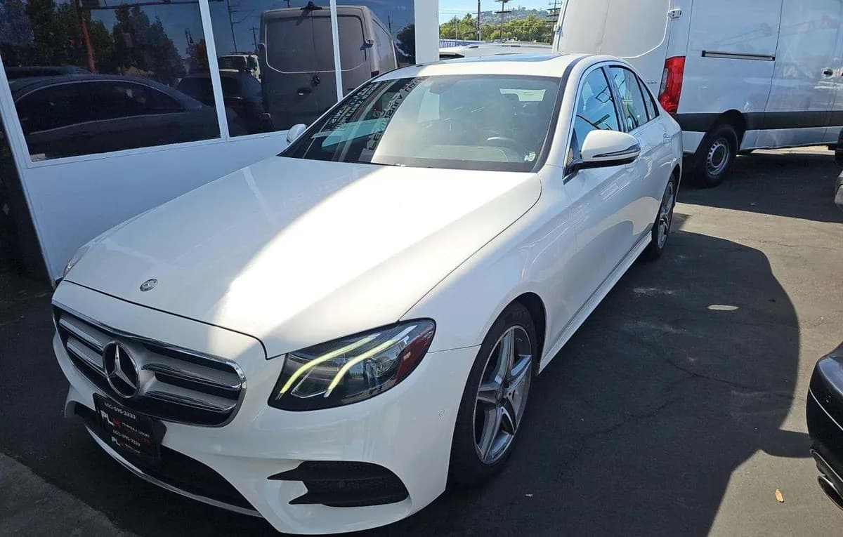 2017 MERCEDES-BENZ E-CLASS E 300 Sport 2