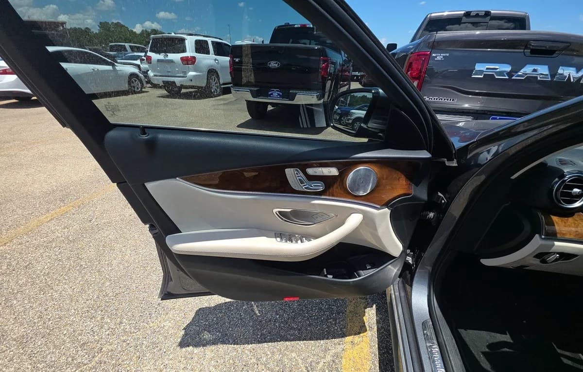 2018 MERCEDES-BENZ E-CLASS E 300 6