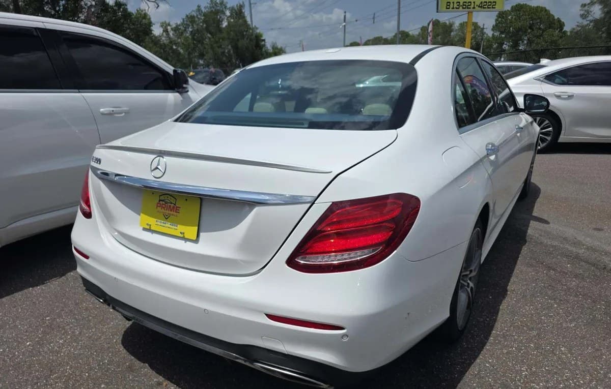 2019 MERCEDES-BENZ E-CLASS E 300 4