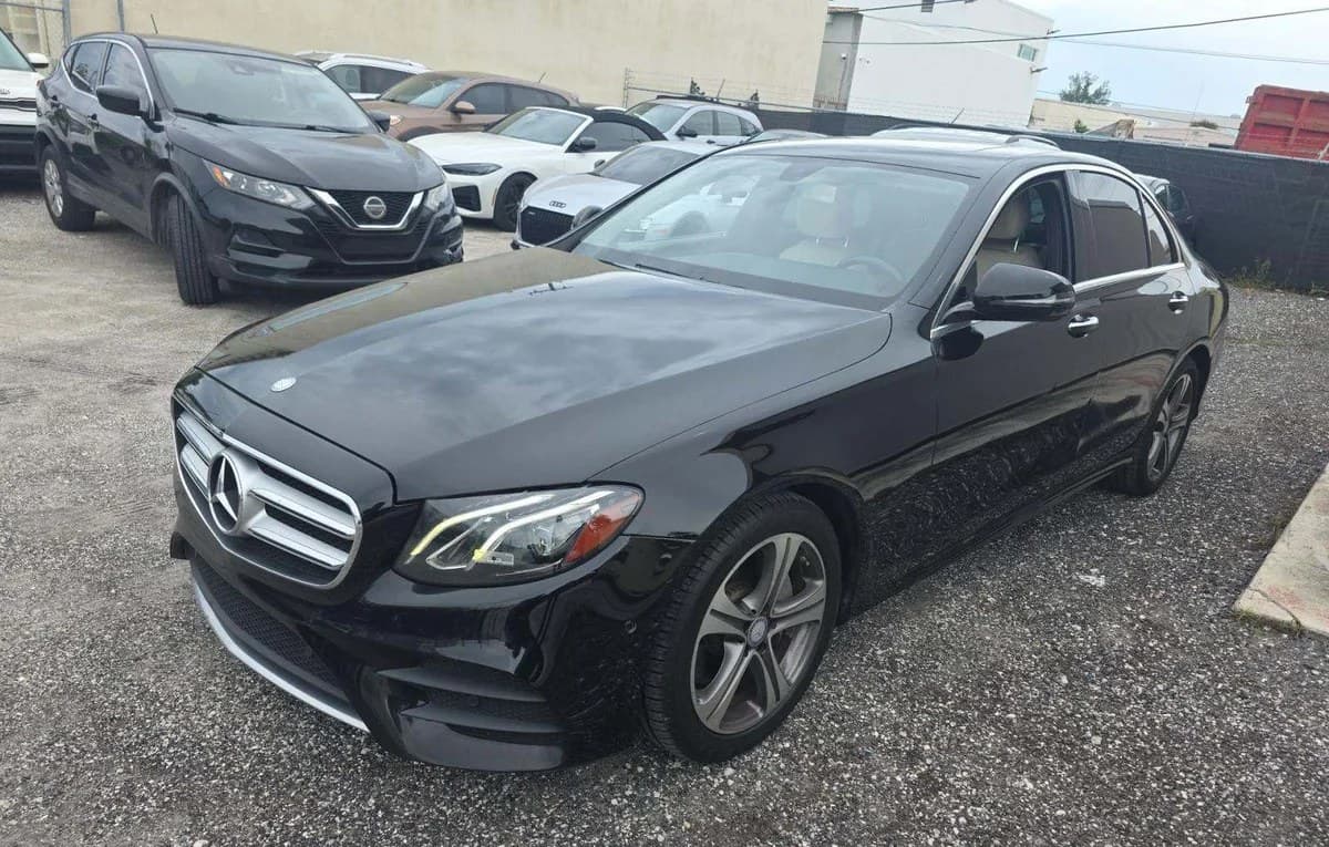 2017 MERCEDES-BENZ E-CLASS E 300 Sport 2