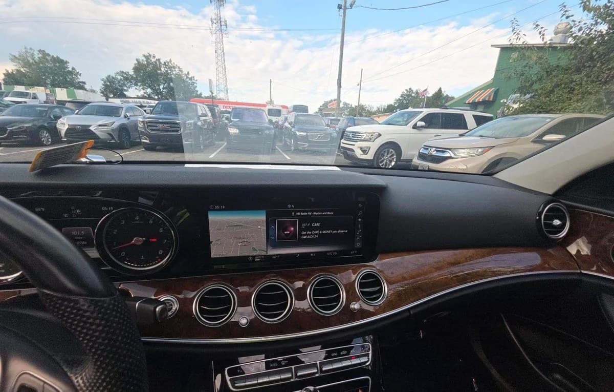 2018 MERCEDES-BENZ E-CLASS E 300 7