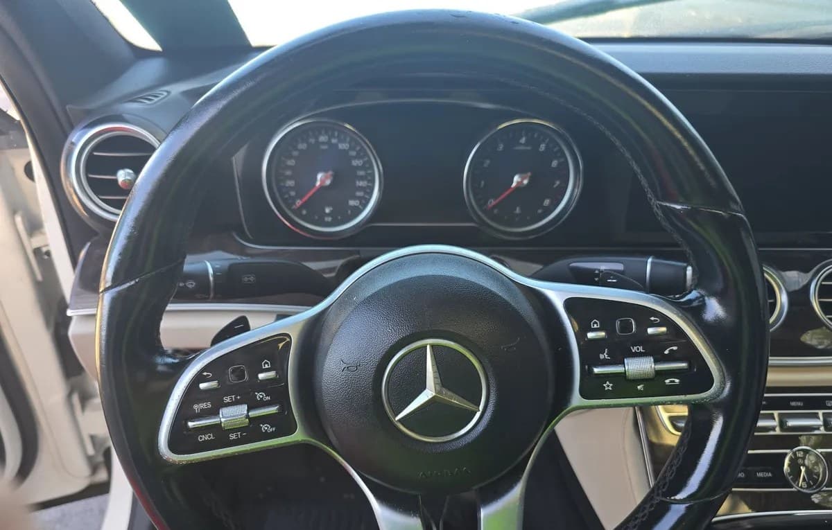 2019 MERCEDES-BENZ E-CLASS E 300 5