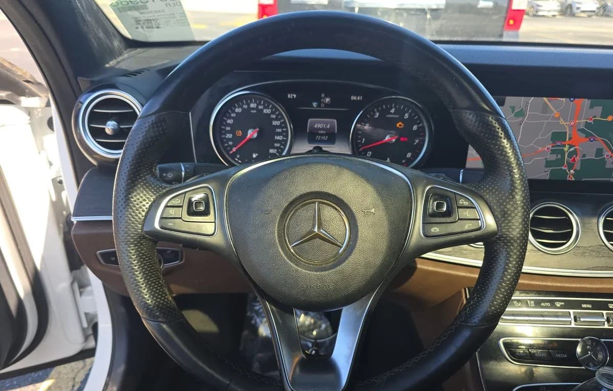 2017 MERCEDES-BENZ E-CLASS E 300 Sport 7