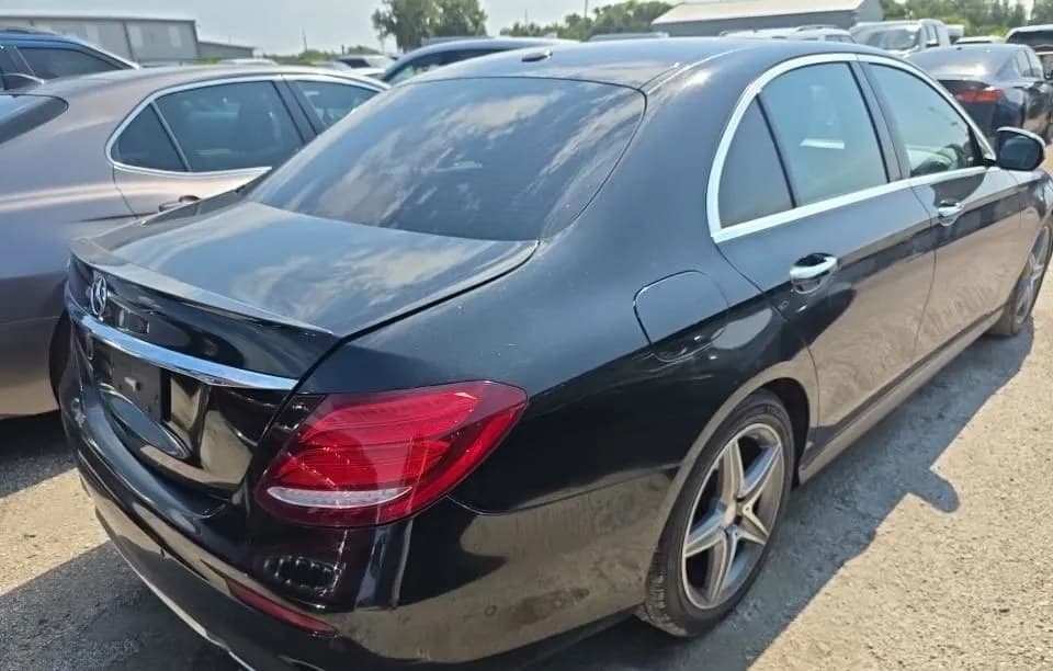 2017 MERCEDES-BENZ E-CLASS E 300 Sport 3