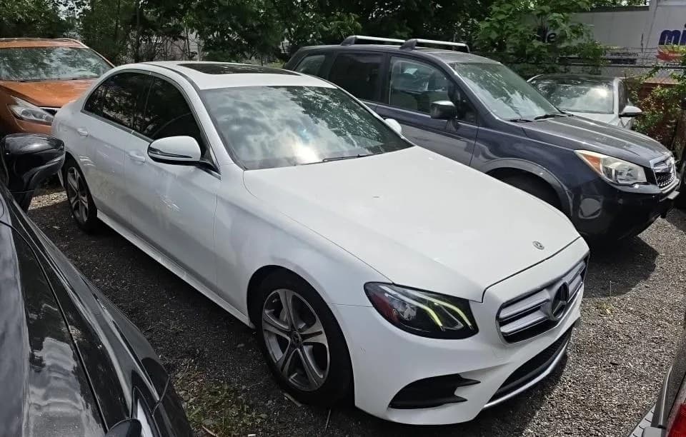 2017 MERCEDES-BENZ E-CLASS E 300 Sport 4