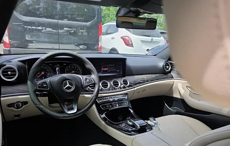 2017 MERCEDES-BENZ E-CLASS E 300 Sport 6