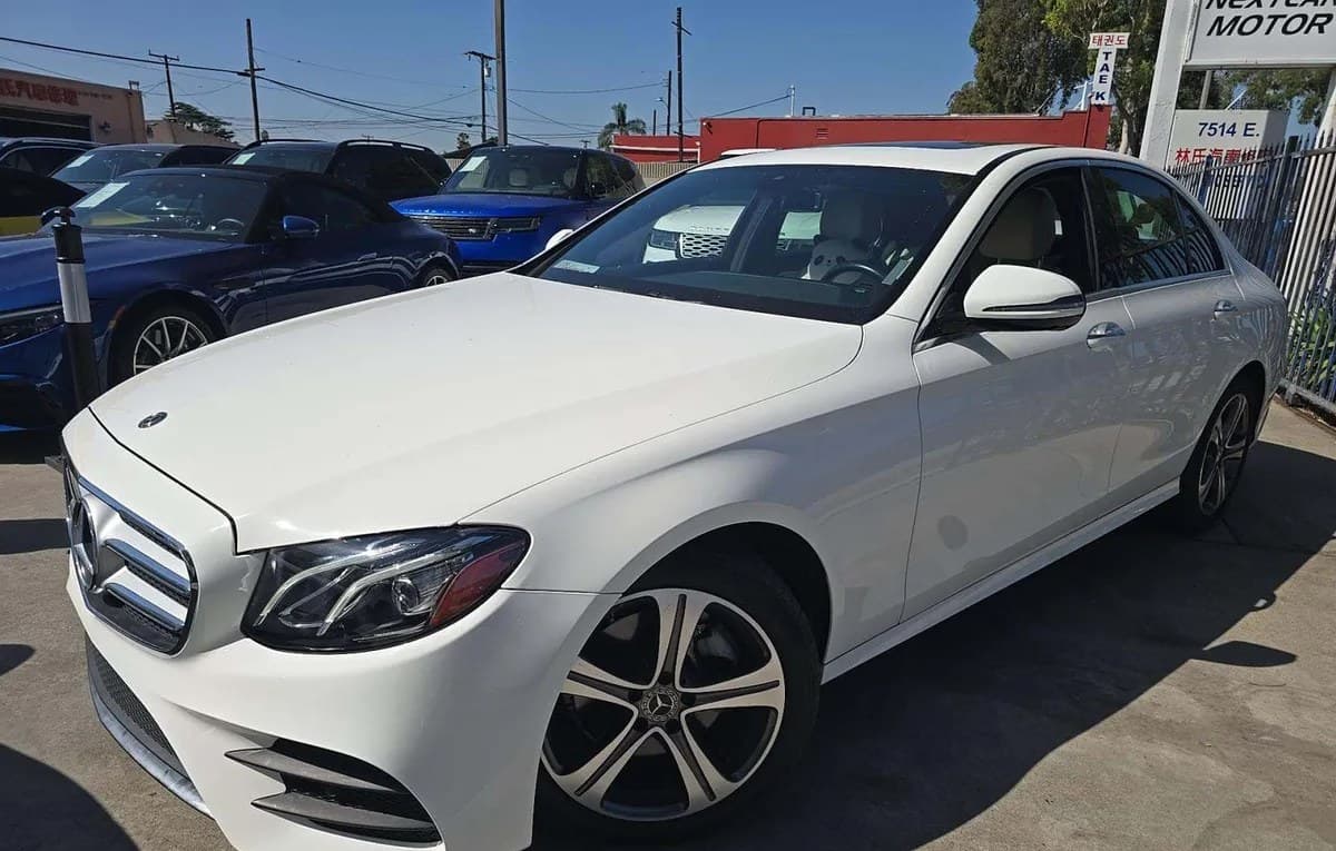 2019 MERCEDES-BENZ E-CLASS E 300 2